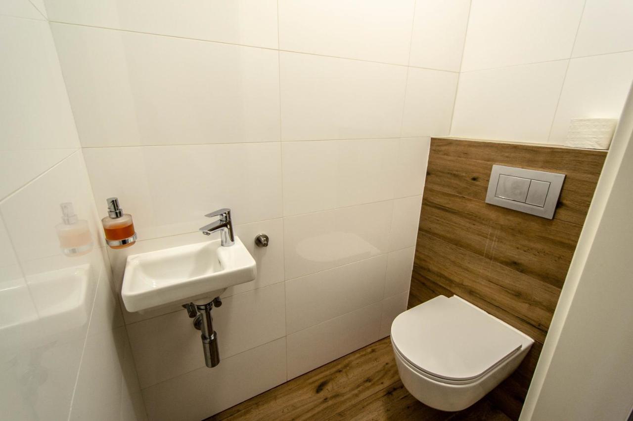 Executive Bright Apt. By Ruterra Praga Exterior foto
