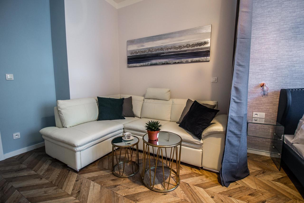 Executive Bright Apt. By Ruterra Praga Exterior foto