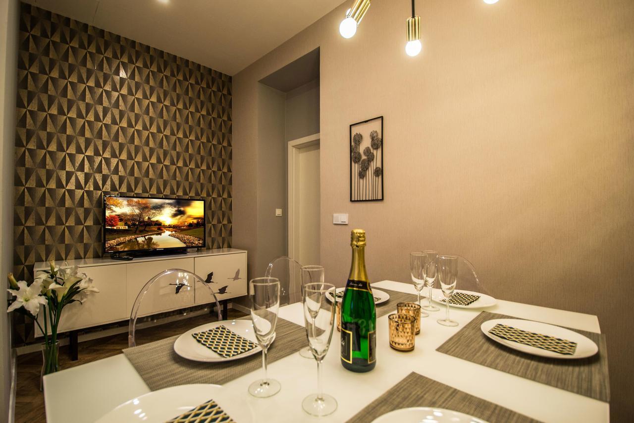 Executive Bright Apt. By Ruterra Praga Exterior foto